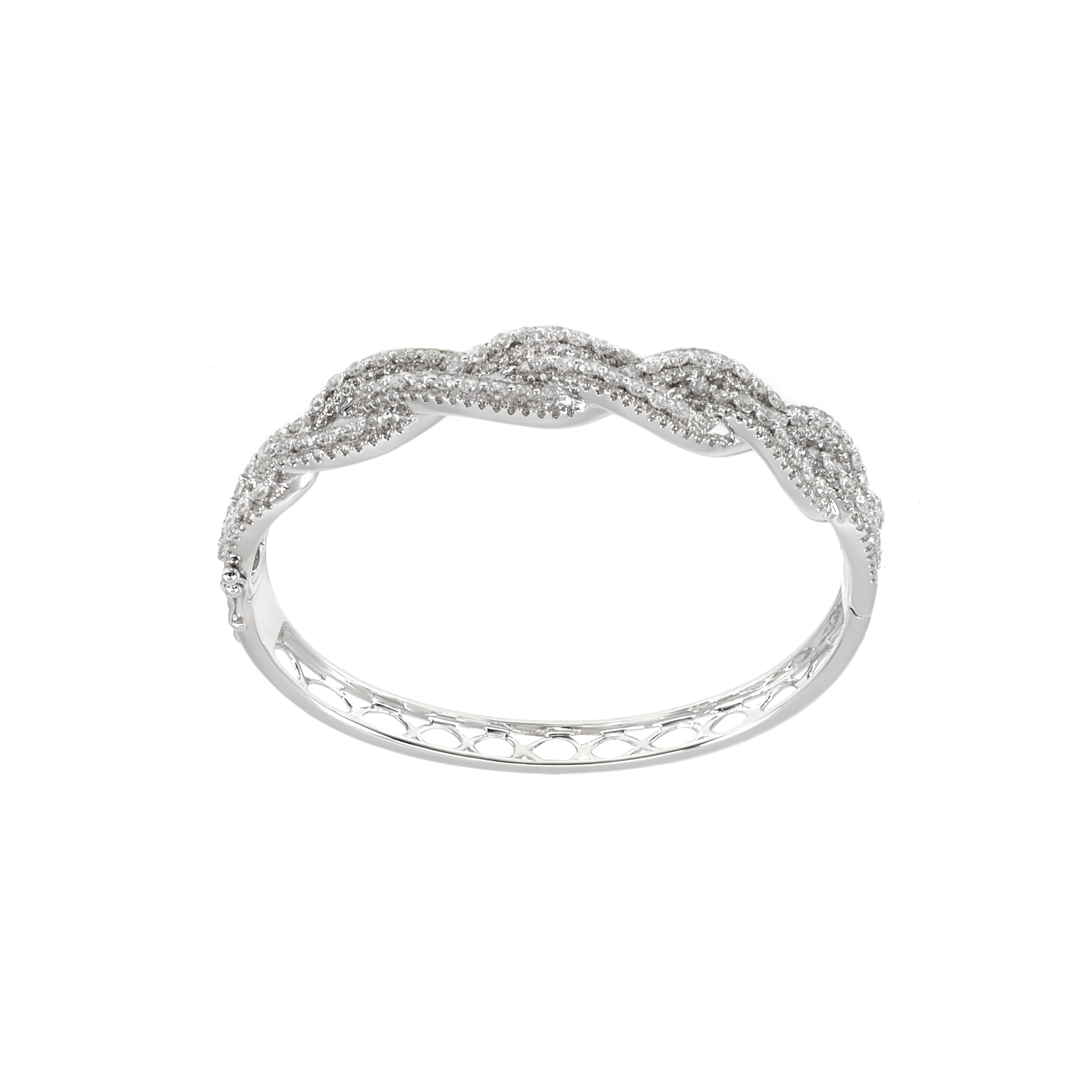 18K White Gold Tdw. 5.50ct Diamond Bangle - 20738082