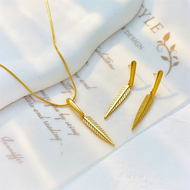 316L Stainless Steel Gold Color Feather Leaf Pendant Necklace For Women