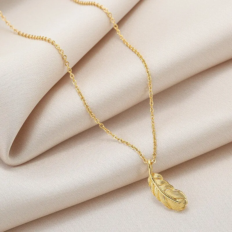 316L Stainless Steel One Piece Feather Pendant Necklace Minimalist Style Birthday Gift