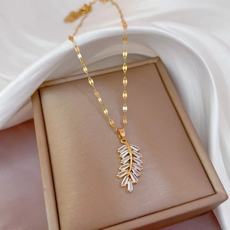 316L Stainless Steel Sweet Fill Zircon Crystal Leaf Pendant Clavicle Chain Necklace