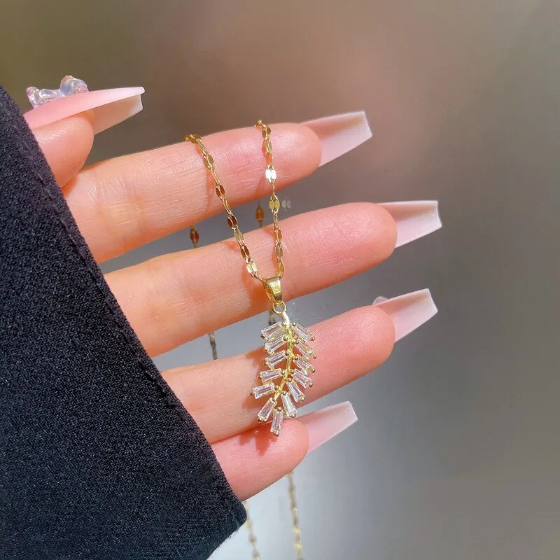 316L Stainless Steel Sweet Fill Zircon Crystal Leaf Pendant Clavicle Chain Necklace