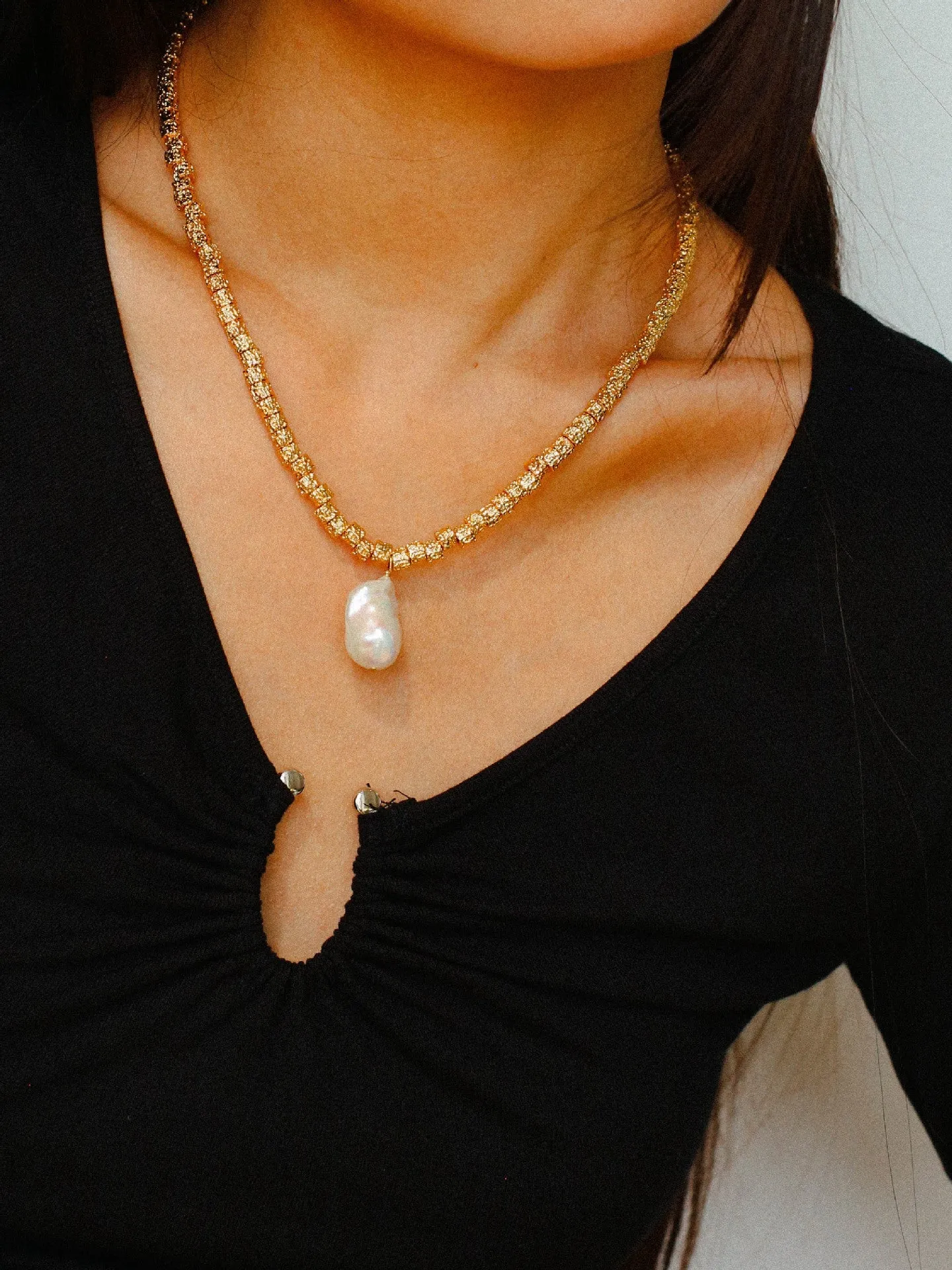 Baroque Lava Metal Necklace