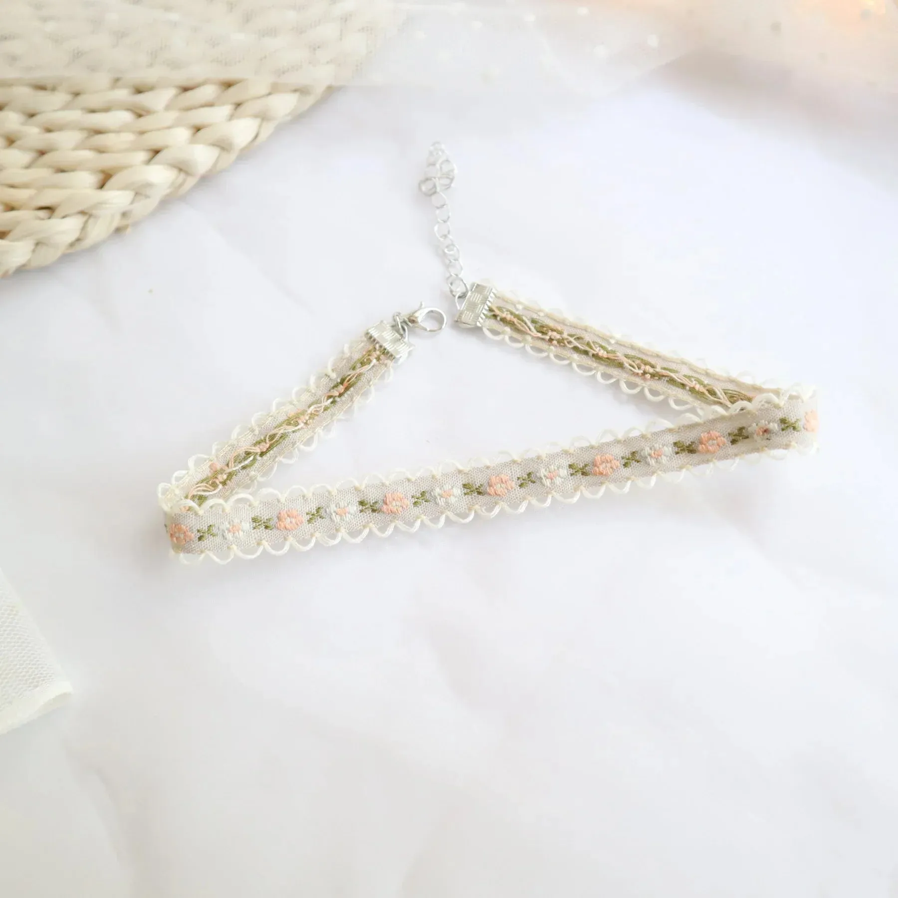 binfenxie Sen series soft sister jewelry girl green neck band peach heart bow neck chain Choker collar collarbone chain necklace