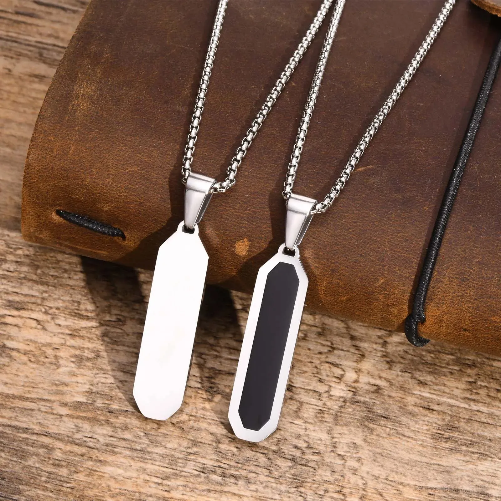 Casual Black Vertical Bar Necklaces for Men