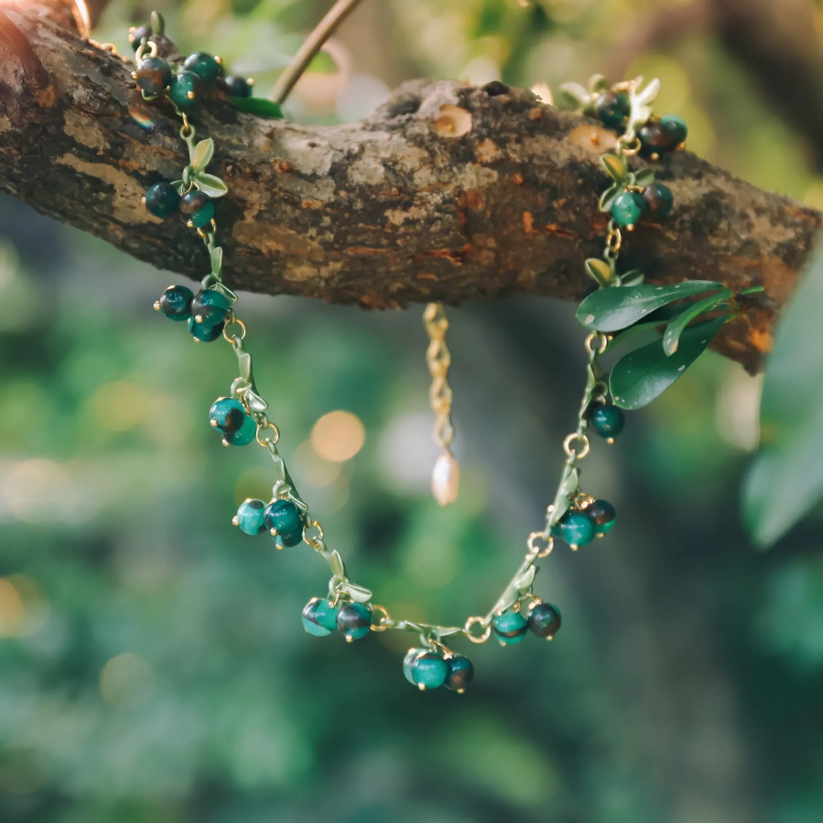 Chokeberry Necklace
