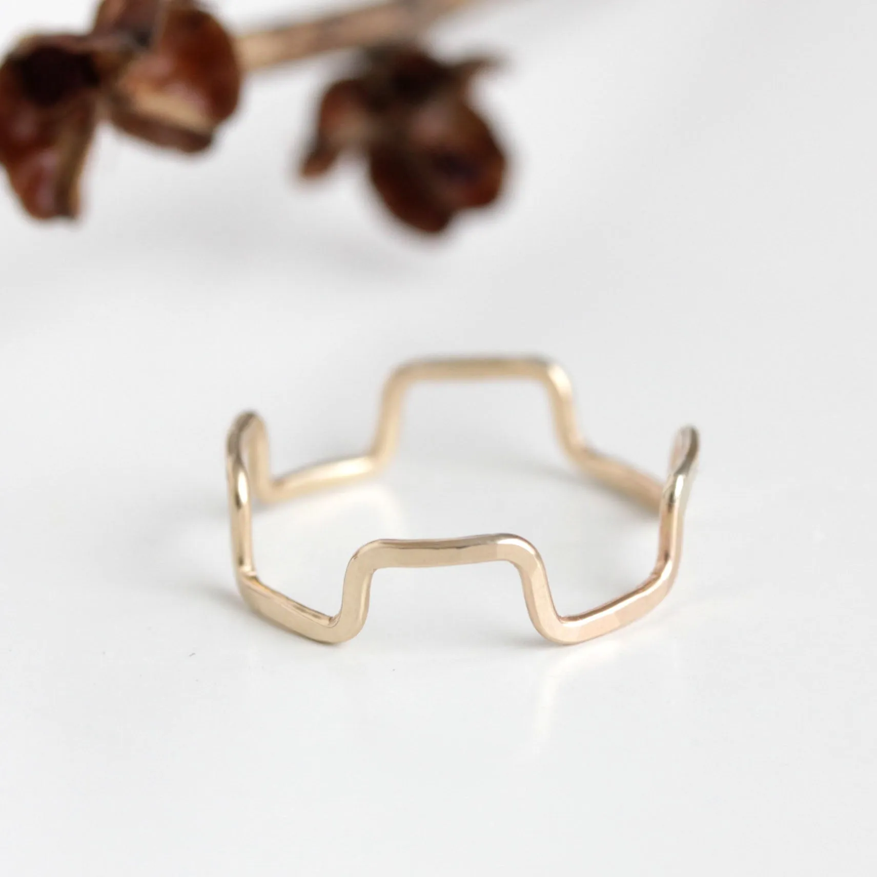 Crenelated Ring