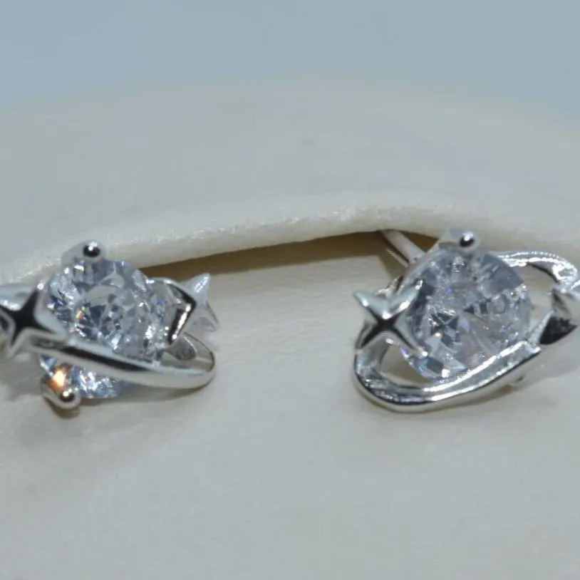 Dainty Studs