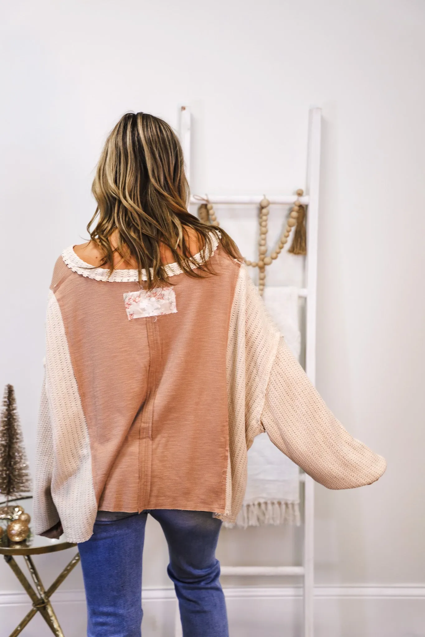 Della Vintage Long Sleeve