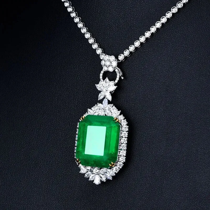 Exquisite Green Cubic Zirconia Stone Pendant Necklaces For Women
