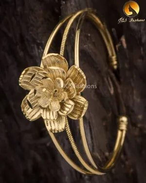 Fancy Gold Bracelet for Women | Elegant, Stylish Accessory for Any Outfit
