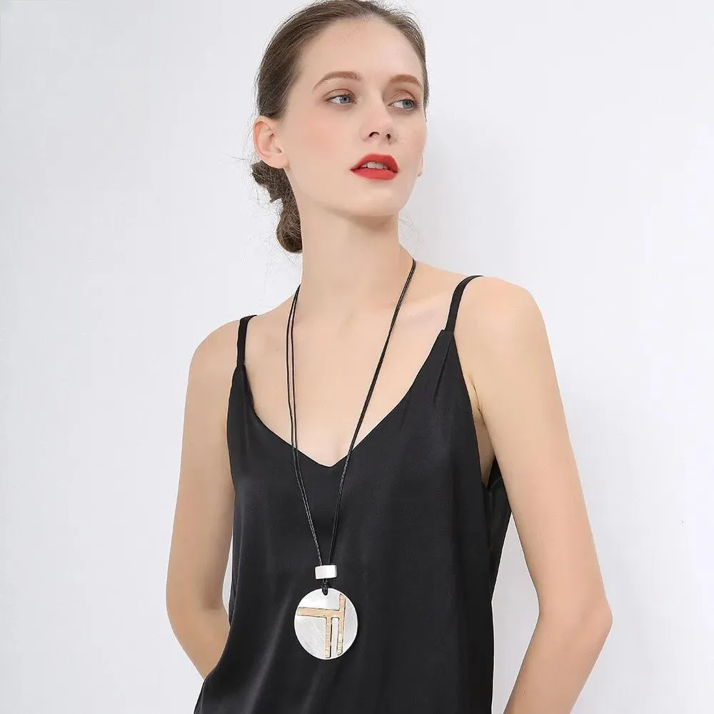 Fashion Goth Round Long Chains Collar Necklace Geometric Suspension Pendant for Women