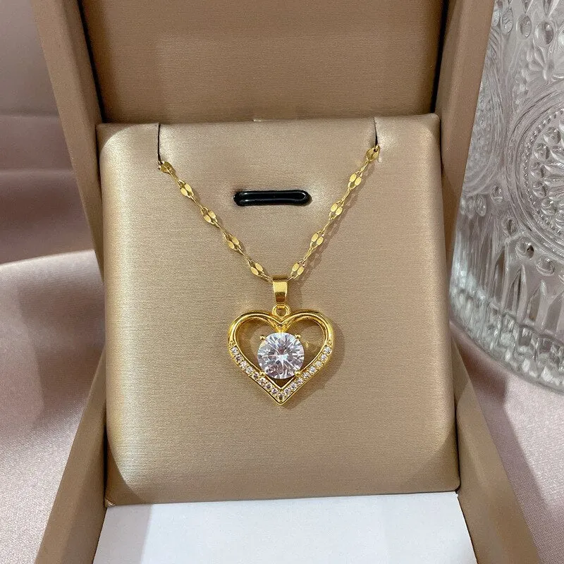 Fashion Hollow Out Heart Pendant Necklace For Women