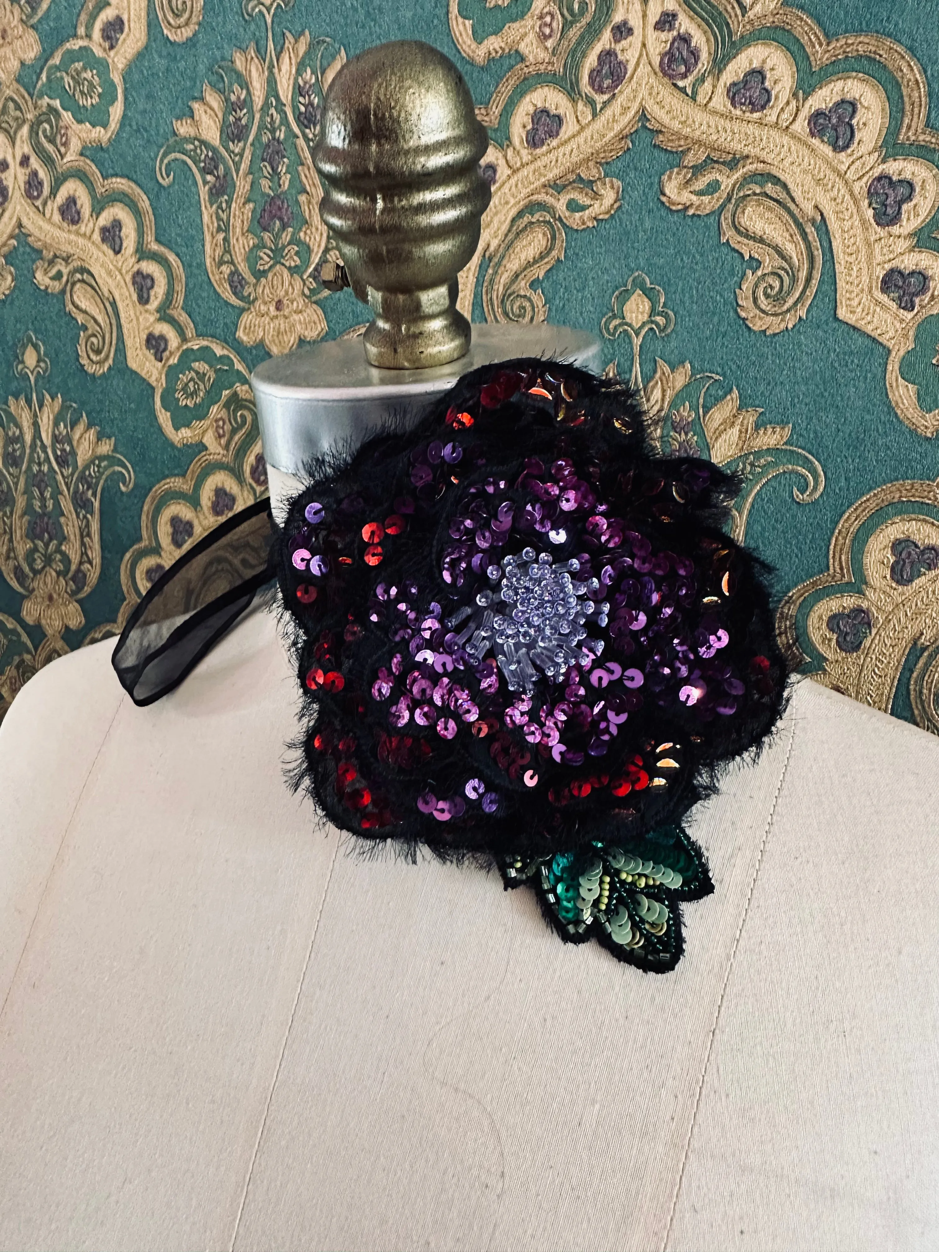 Fiore Luminosa - Luminous Flower Choker - Flower Brooch