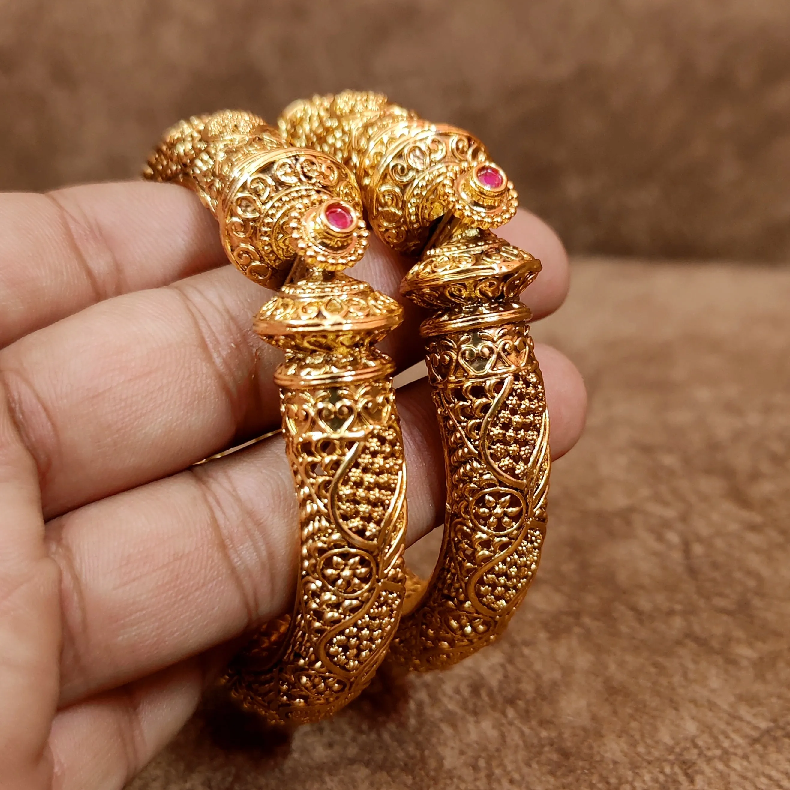 GOLD PLATED OPENABLE FINE BANGLES