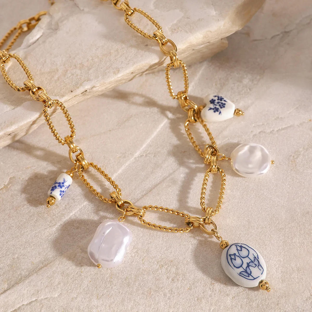 IG Style Pearl Heart Pearl Electroplating Necklaces