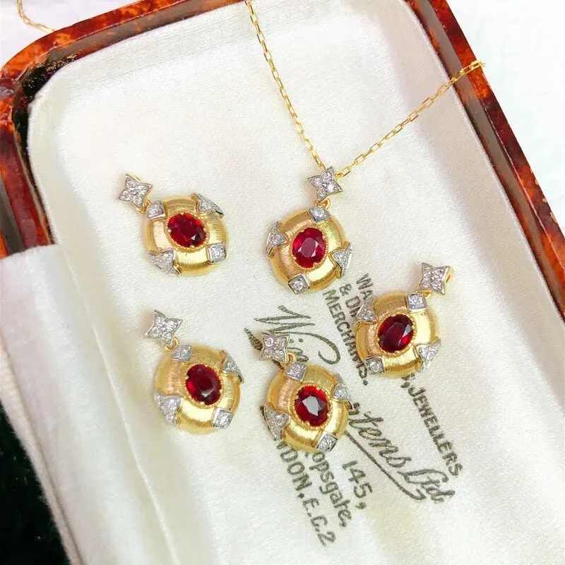 Italian Vintage Jewelry Luxury Artificial High Quality Emerald Pendant Necklaces