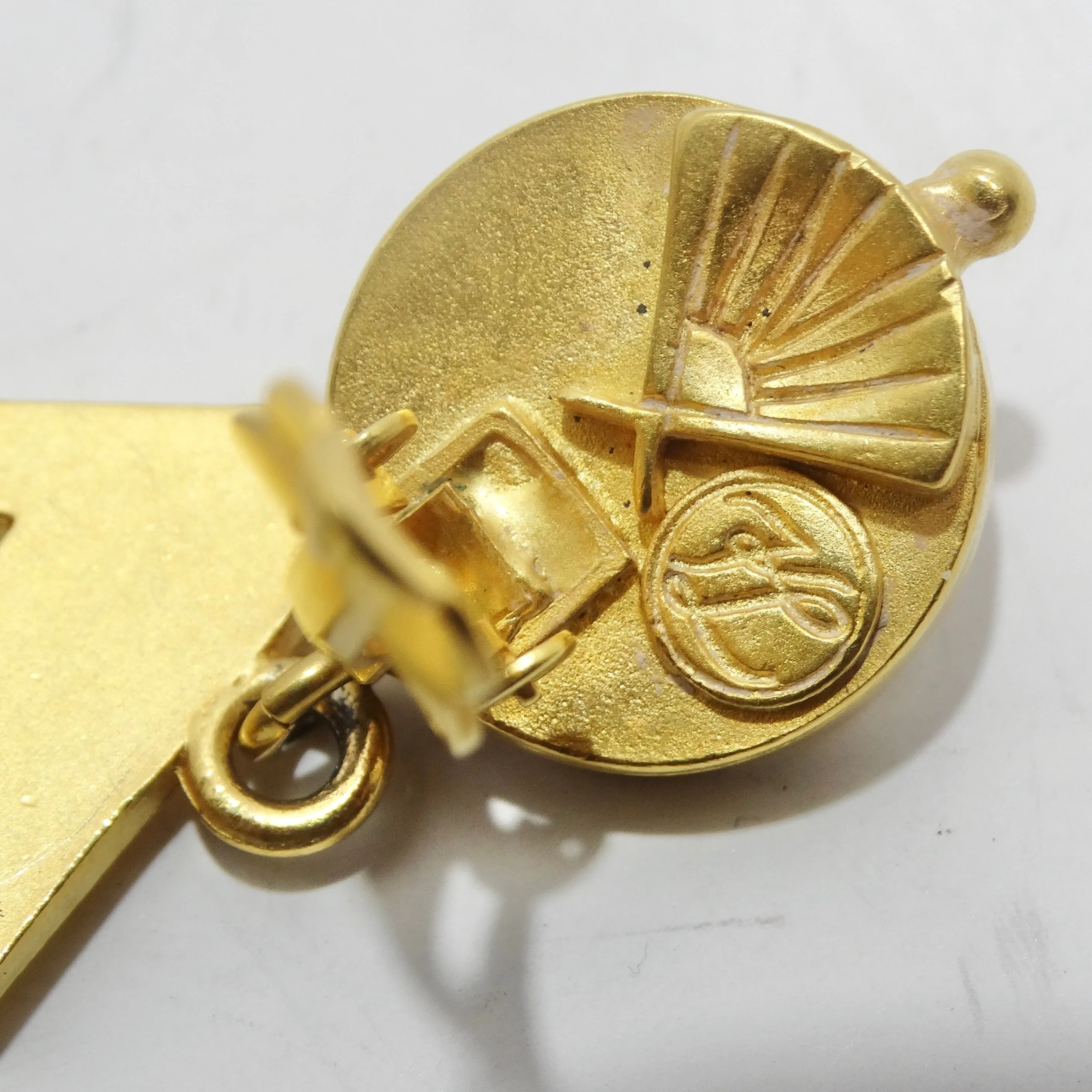 Karl Lagerfeld 1980s Gold Tone Music Note Earrings