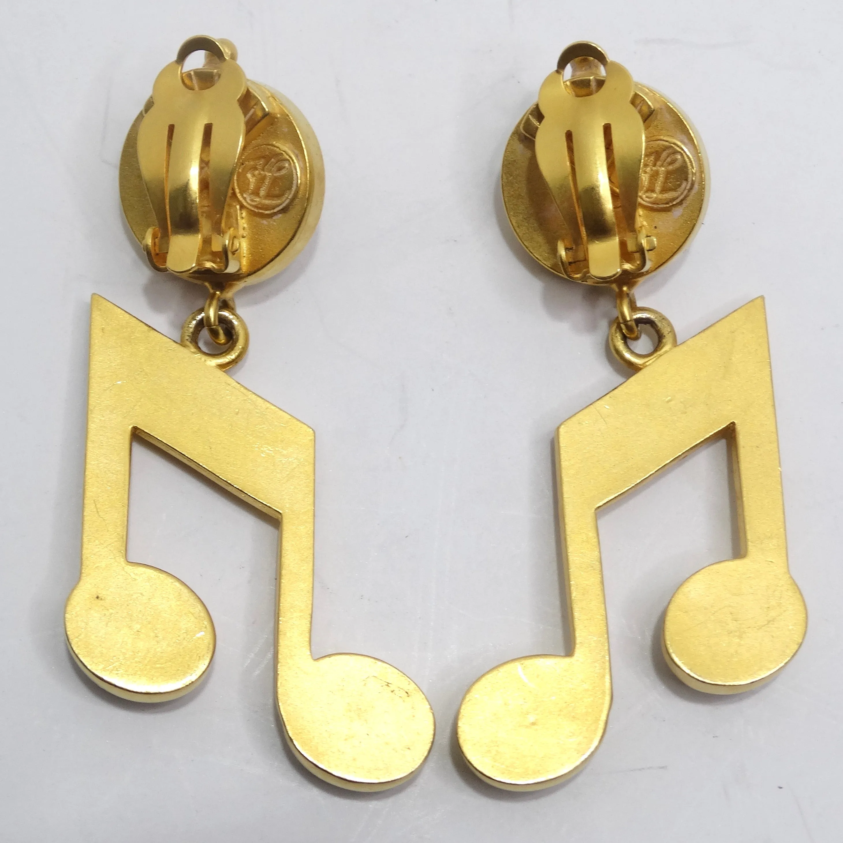 Karl Lagerfeld 1980s Gold Tone Music Note Earrings