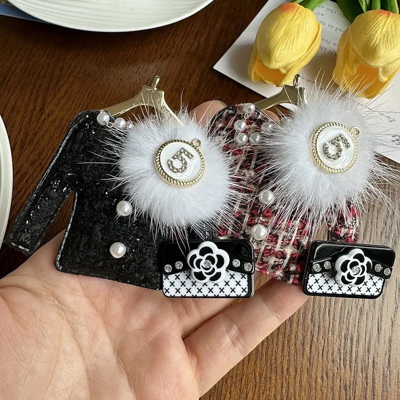 New number 5 black white fabric mink hair brooch
