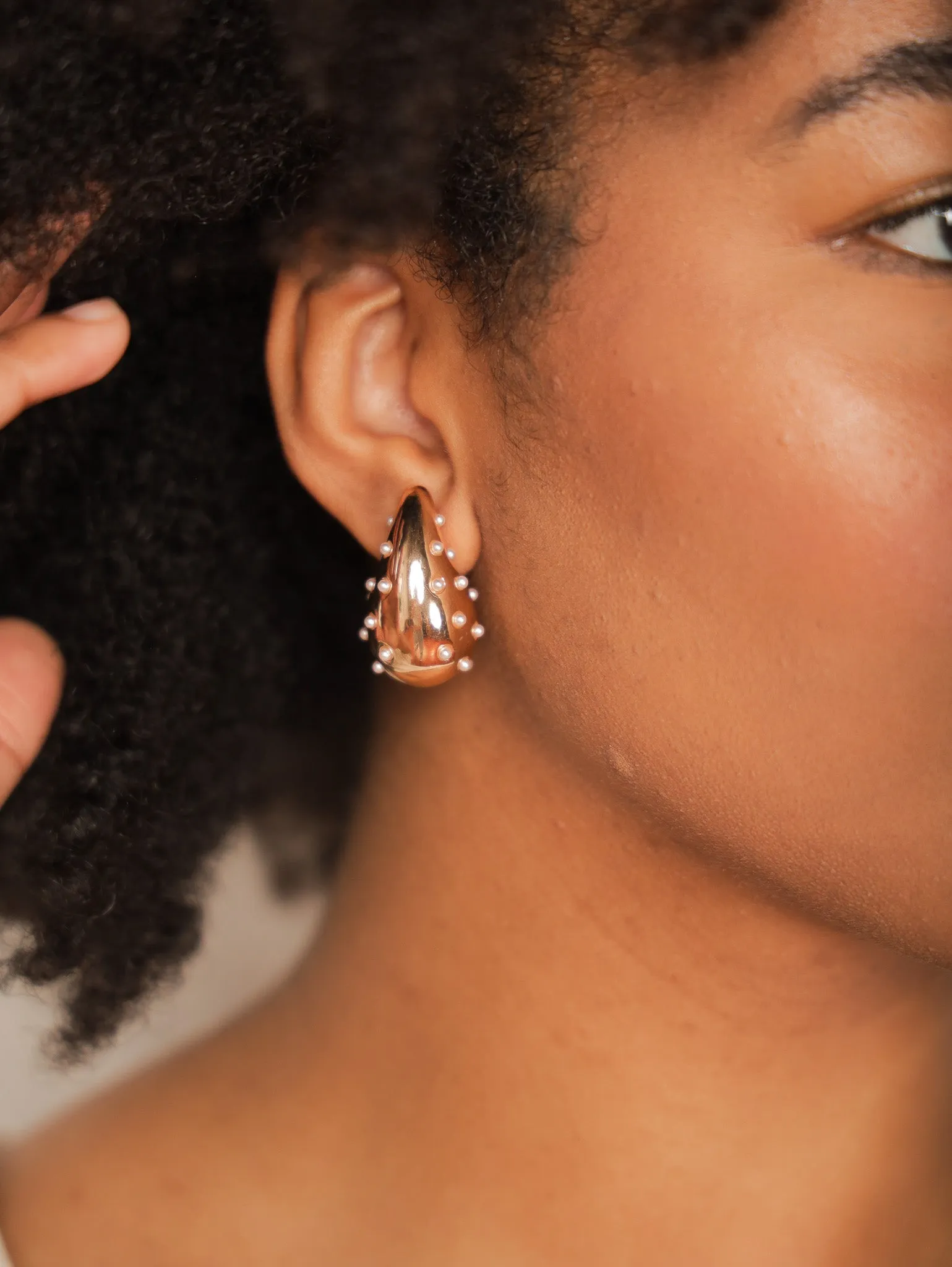 Pearl Dotted Teardrop Studs