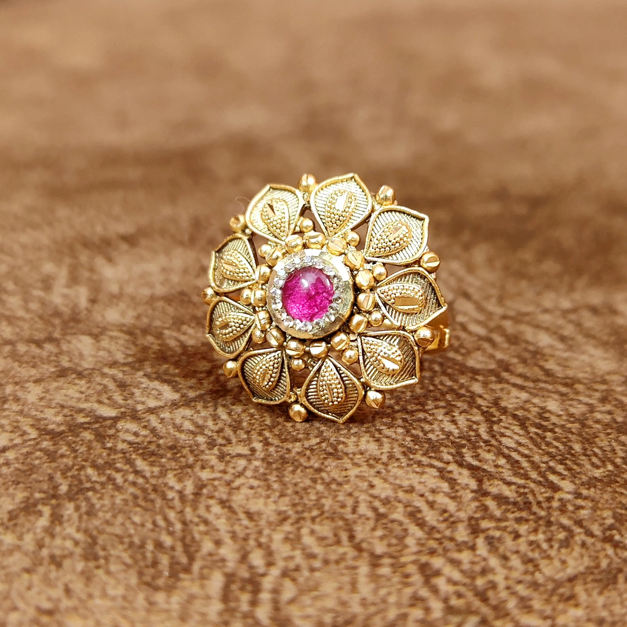 PINK MATT GOLD LOOK ANTIQUE ADJUSTABLE RING