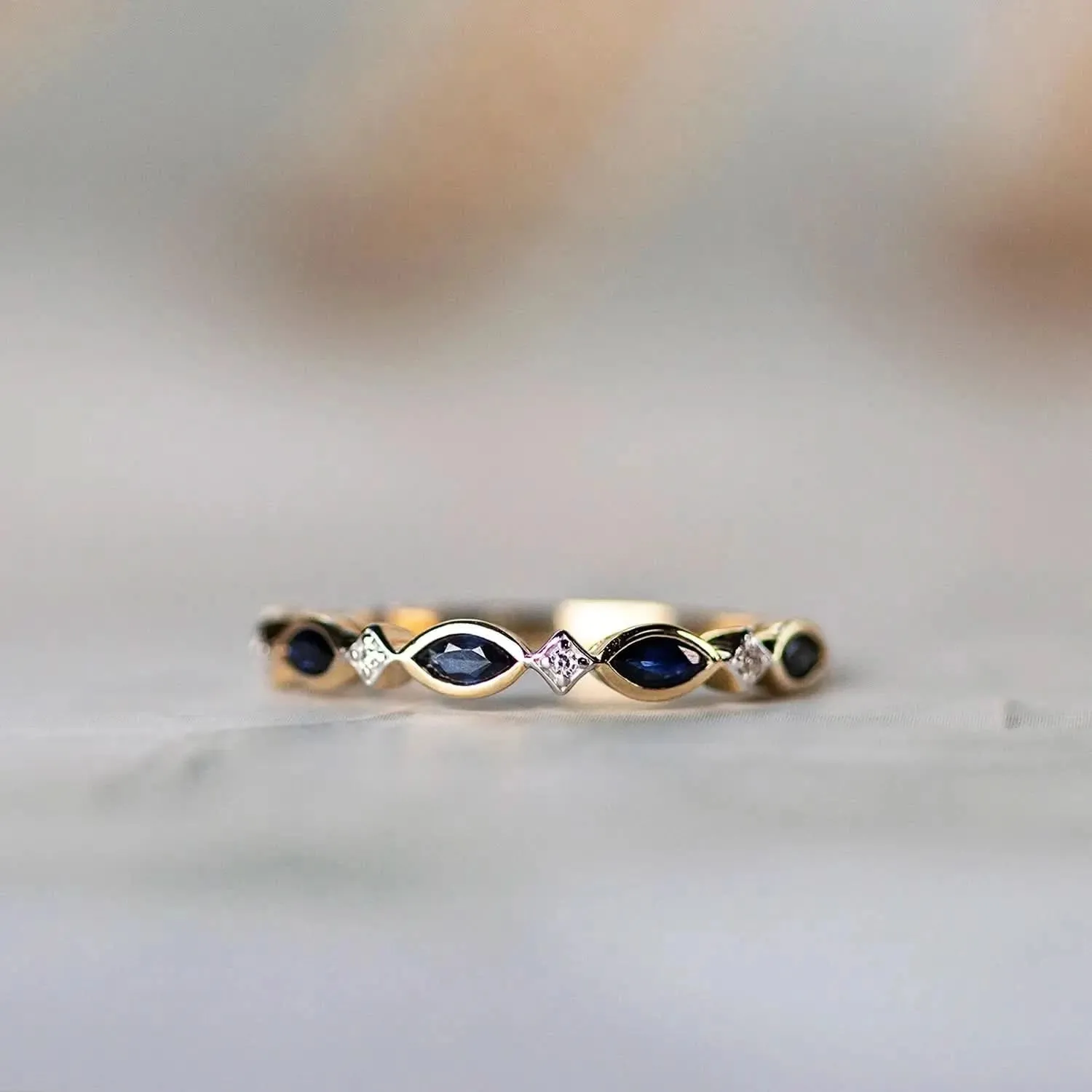 Sapphire & Diamond Solid Gold Ring