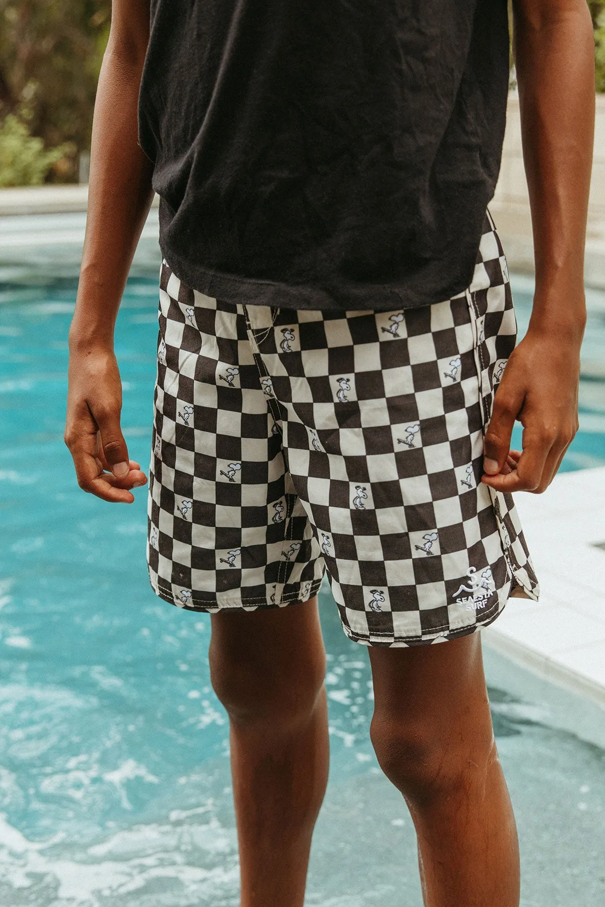 Seaesta Surf x Peanuts® Black & White Checkerboard Boardshorts / Strand