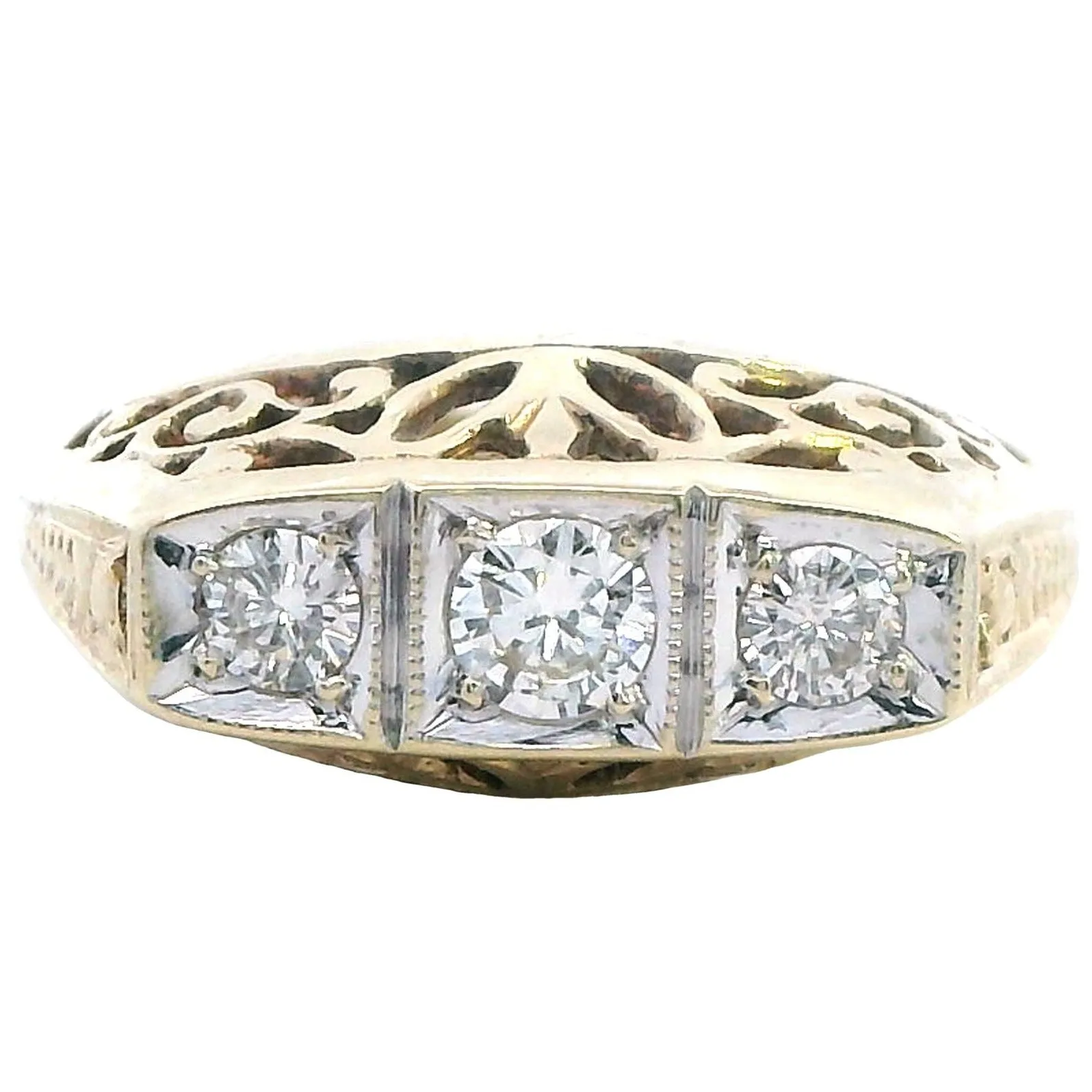 Timeless Vintage 9ct Yellow & White Gold Diamond Ring