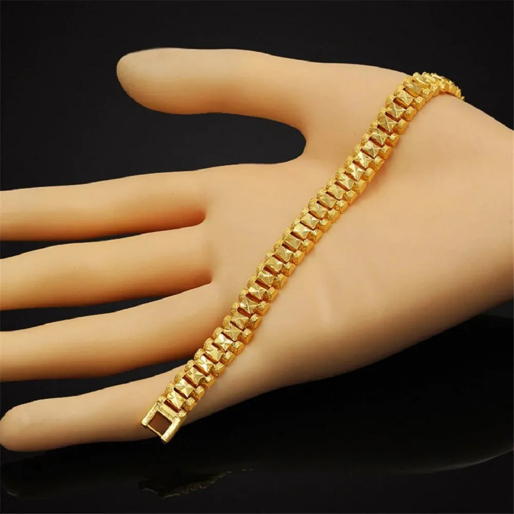 Unisex 18K Gold Plated Carved Link Pattern 7.1" Thick Layered Bracelet