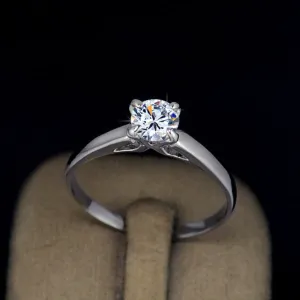 White Gold Plating Classic Uplifted 4 Prong Single Zirconia Anillos Mujer Wedding Ring for Women
