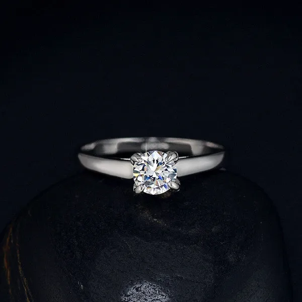 White Gold Plating Classic Uplifted 4 Prong Single Zirconia Anillos Mujer Wedding Ring for Women